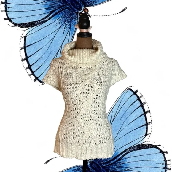 At Last Ivory Knit Short Sleeve Sweater 🦢 - Picture 2 of 5